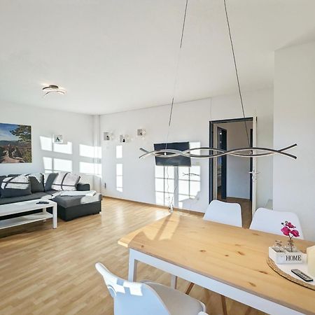 Hw2B - Urlaubsmagie - Wohlfuehlwohnung Mit Balkon, Pool, Sauna & Terrasse Sebnitz Exterior foto