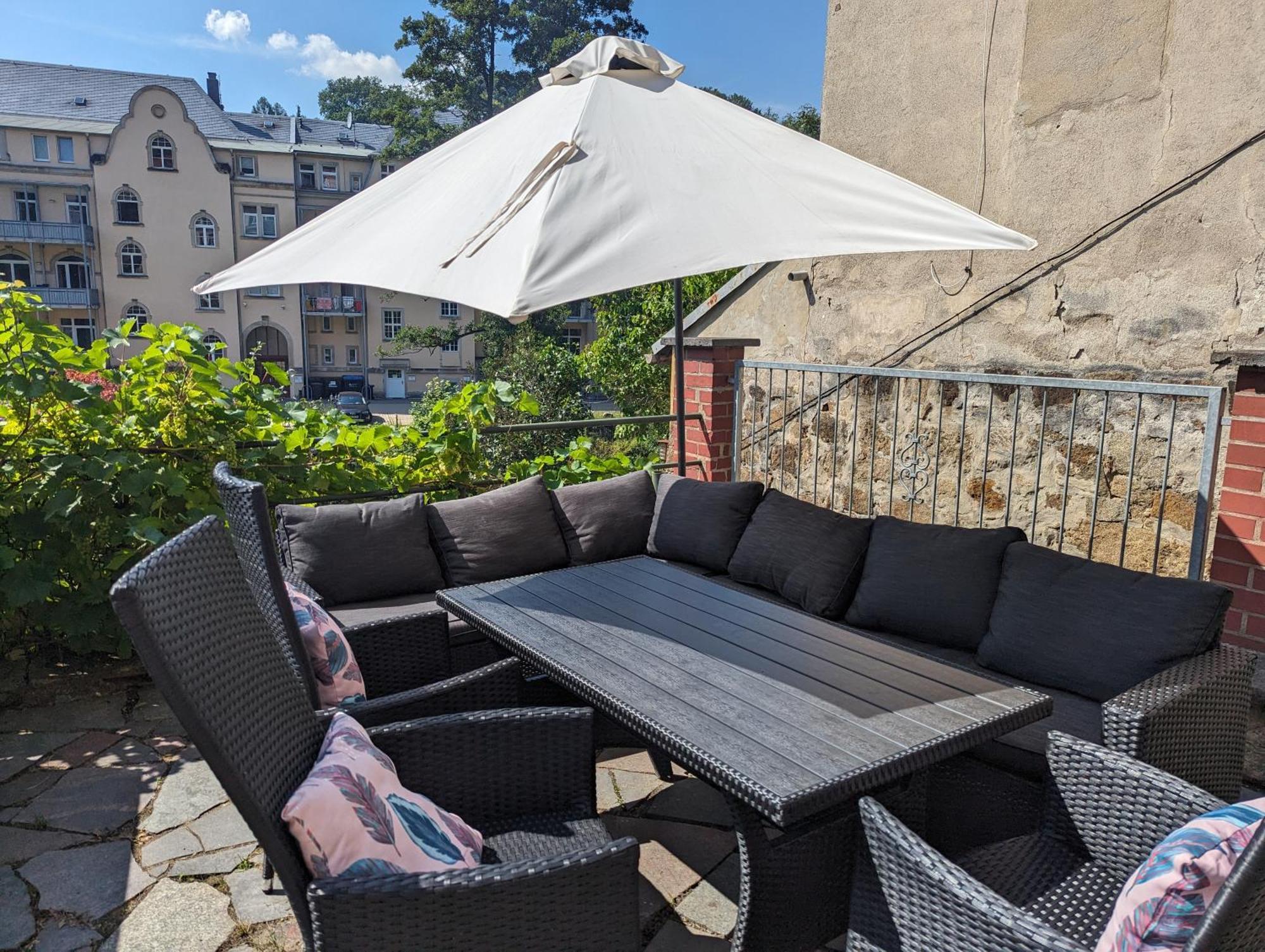 Hw2B - Urlaubsmagie - Wohlfuehlwohnung Mit Balkon, Pool, Sauna & Terrasse Sebnitz Exterior foto