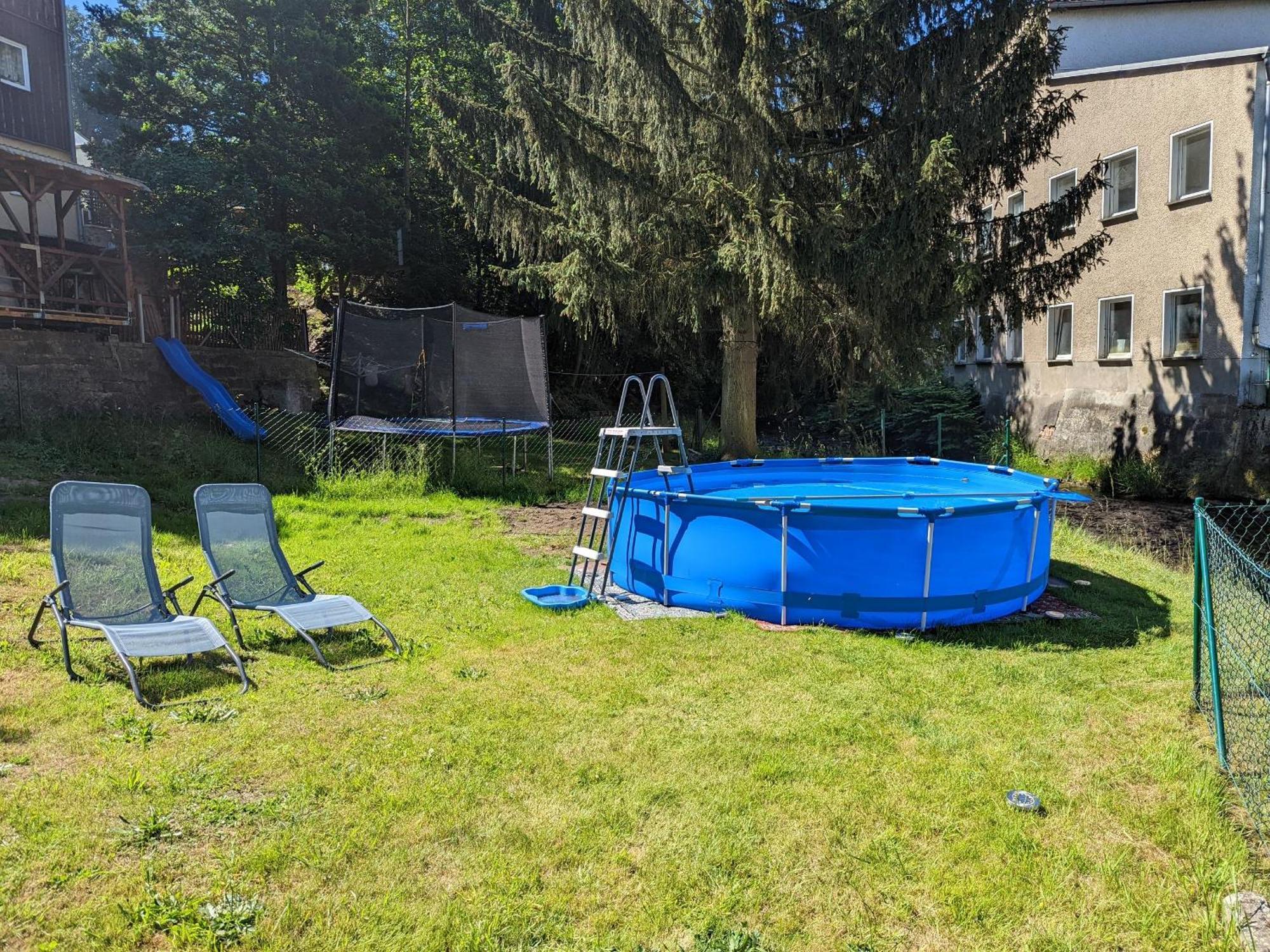 Hw2B - Urlaubsmagie - Wohlfuehlwohnung Mit Balkon, Pool, Sauna & Terrasse Sebnitz Exterior foto